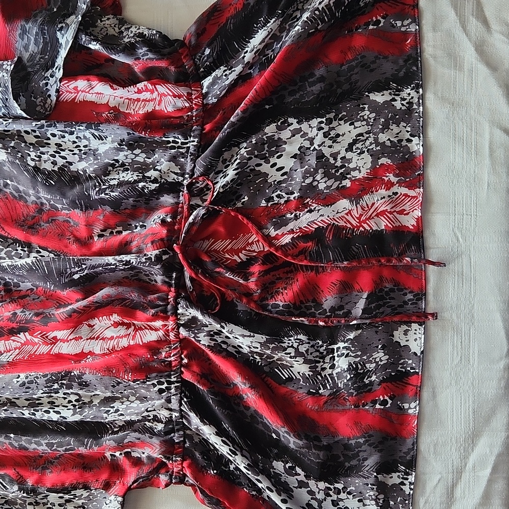 Peter Nygard dress blouse - Picture 5 of 6